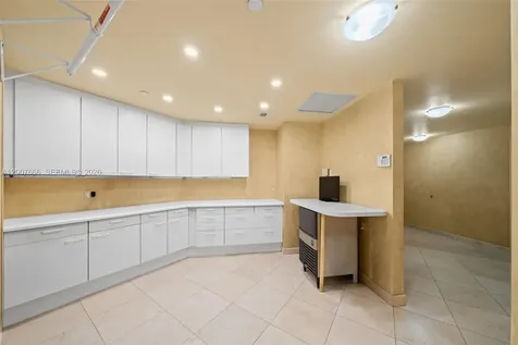 9999 Collins Avenue Bal Harbour FL 33154