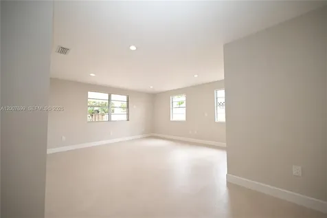 6615 SW 4th Street Miami FL 33144