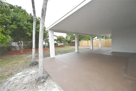 6615 SW 4th Street Miami FL 33144