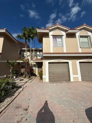 5424 NW 90th Avenue Sunrise FL 33351