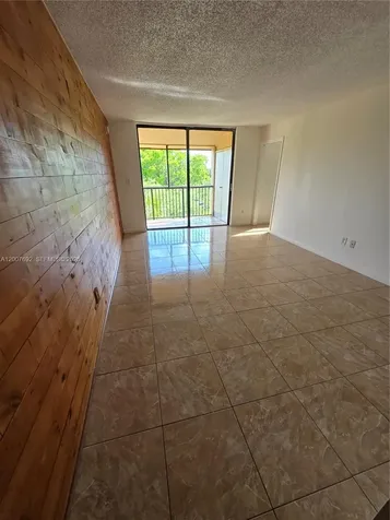 14201 N Kendall Drive Miami FL 33186