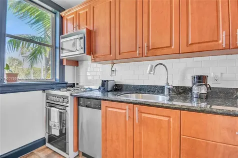 900 16th Street Miami Beach FL 33139