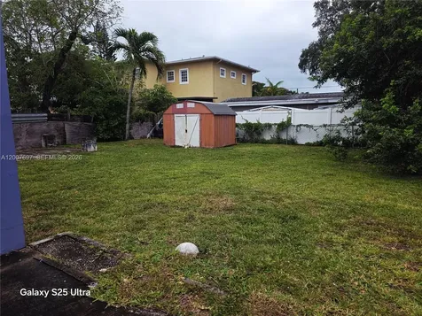 Hallandale Beach FL 33009