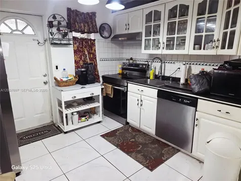 Hallandale Beach FL 33009