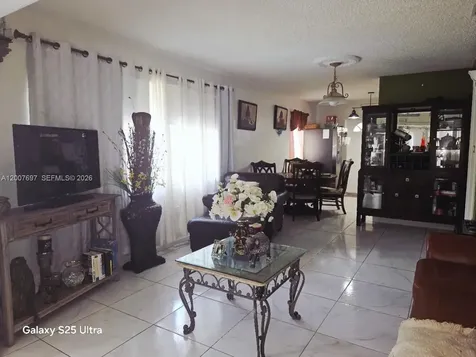 Hallandale Beach FL 33009