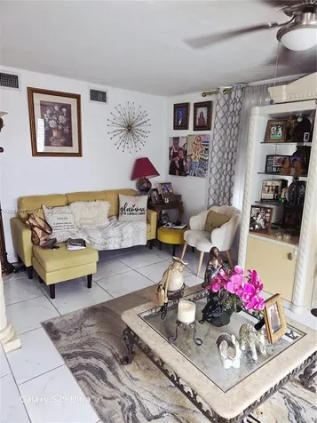 Hallandale Beach FL 33009