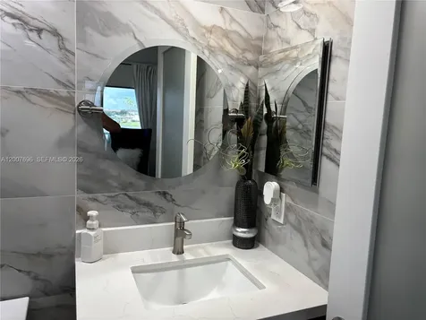 1401 SW 134th Way Pembroke Pines FL 33027