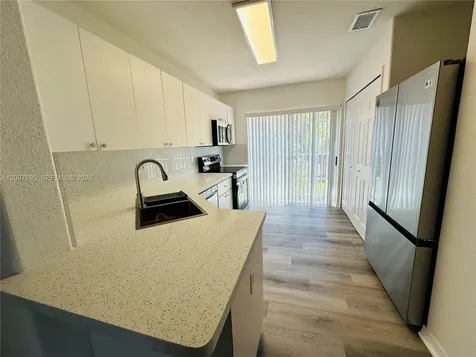 5705 NW 109th Avenue Doral FL 33178