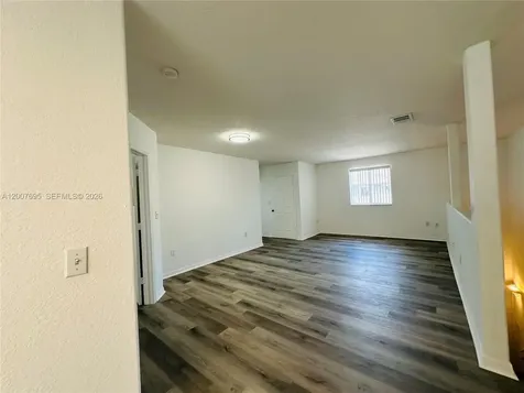 5705 NW 109th Avenue Doral FL 33178