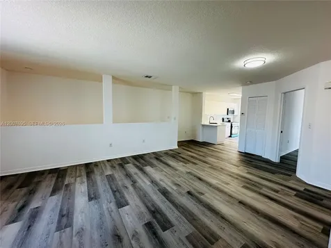 5705 NW 109th Avenue Doral FL 33178