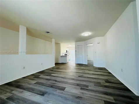 5705 NW 109th Avenue Doral FL 33178