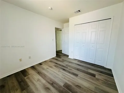 5705 NW 109th Avenue Doral FL 33178