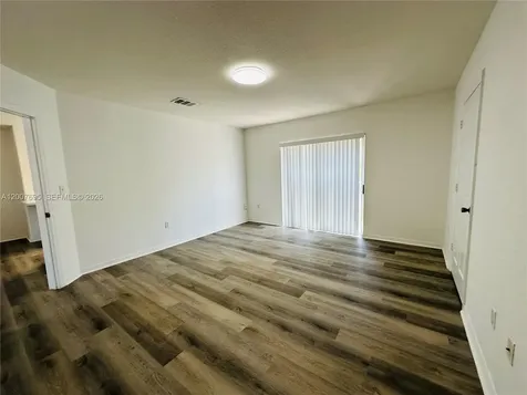 5705 NW 109th Avenue Doral FL 33178