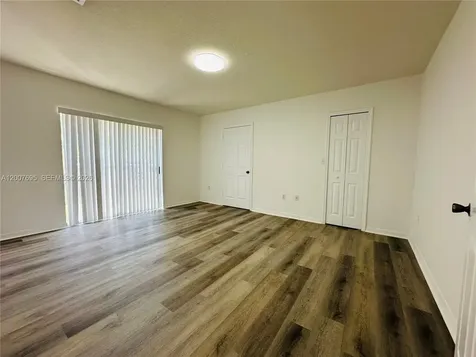 5705 NW 109th Avenue Doral FL 33178