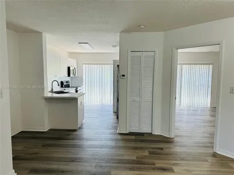 5705 NW 109th Avenue Doral FL 33178