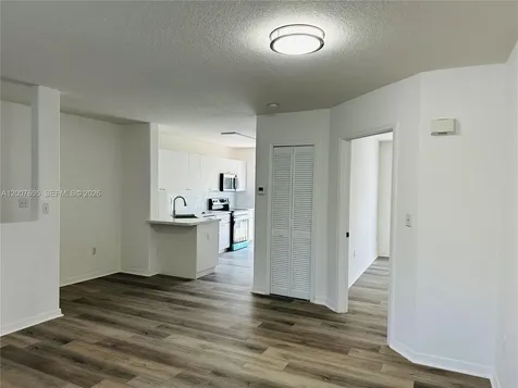 5705 NW 109th Avenue Doral FL 33178
