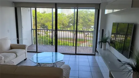 3475 N Country Club Drive Aventura FL 33180