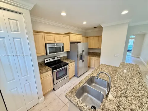 2674 SW 84th Terrace Miramar FL 33025