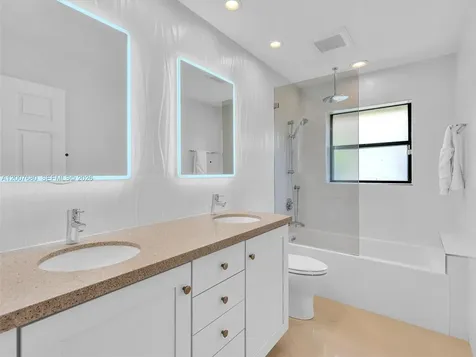 1080 Creekford Drive Weston FL 33326