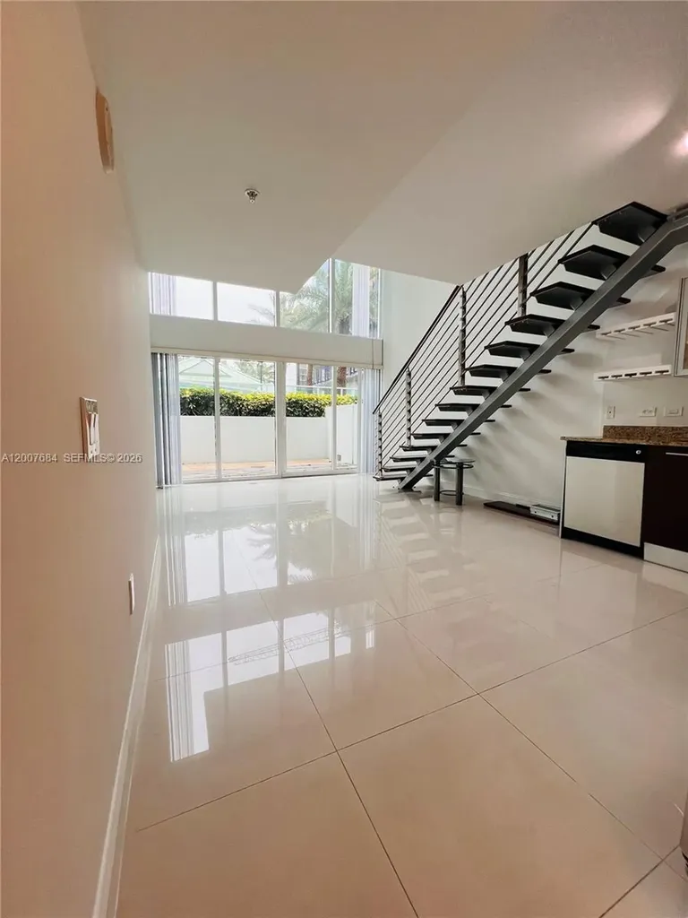41 SE 5th Street Miami FL 33131