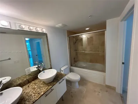 41 SE 5th Street Miami FL 33131