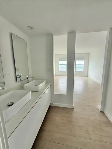 11111 Biscayne Boulevard Miami FL 33181
