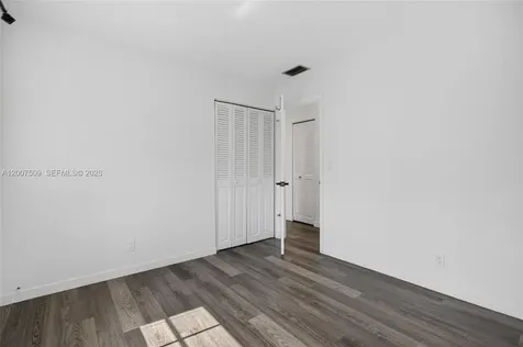 12422 Alternate A1a Palm Beach Gardens FL 33410