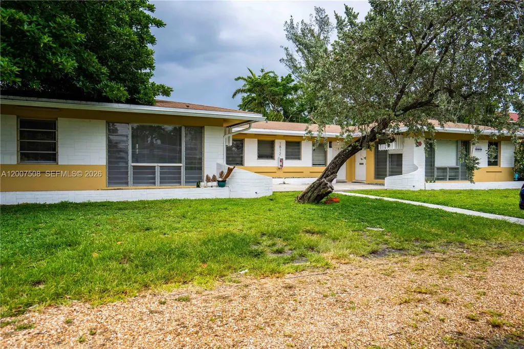 1812 NE 20th Avenue Fort Lauderdale FL 33305