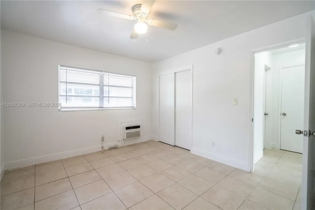 1812 NE 20th Avenue Fort Lauderdale FL 33305
