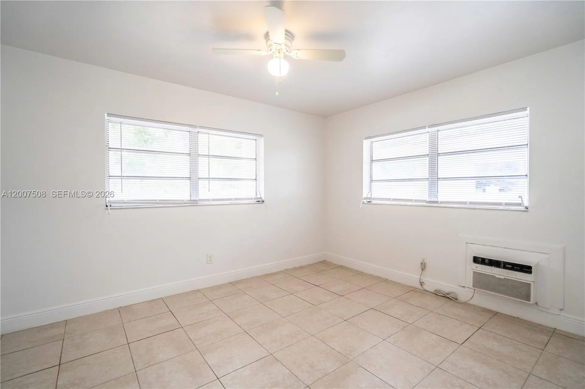 1812 NE 20th Avenue Fort Lauderdale FL 33305