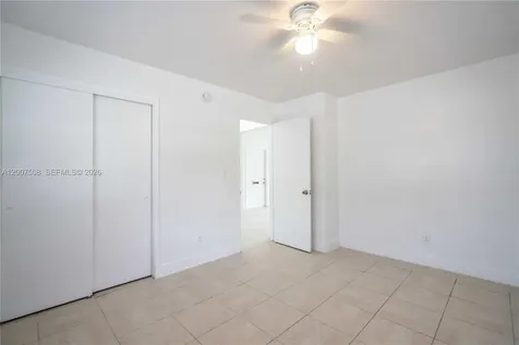 1812 NE 20th Avenue Fort Lauderdale FL 33305