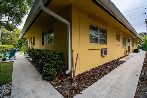 1812 NE 20th Avenue Fort Lauderdale FL 33305
