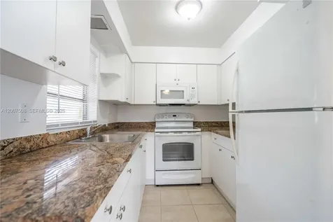 1812 NE 20th Avenue Fort Lauderdale FL 33305