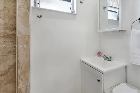 1283 NW 45th Street Miami FL 33142