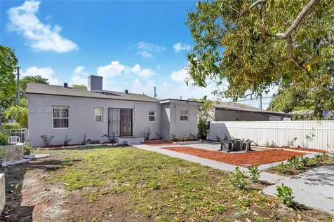 1283 NW 45th Street Miami FL 33142