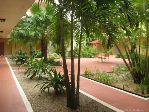 7740 Camino Real Miami FL 33143