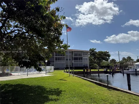 900 SW 12th Street Fort Lauderdale FL 33315