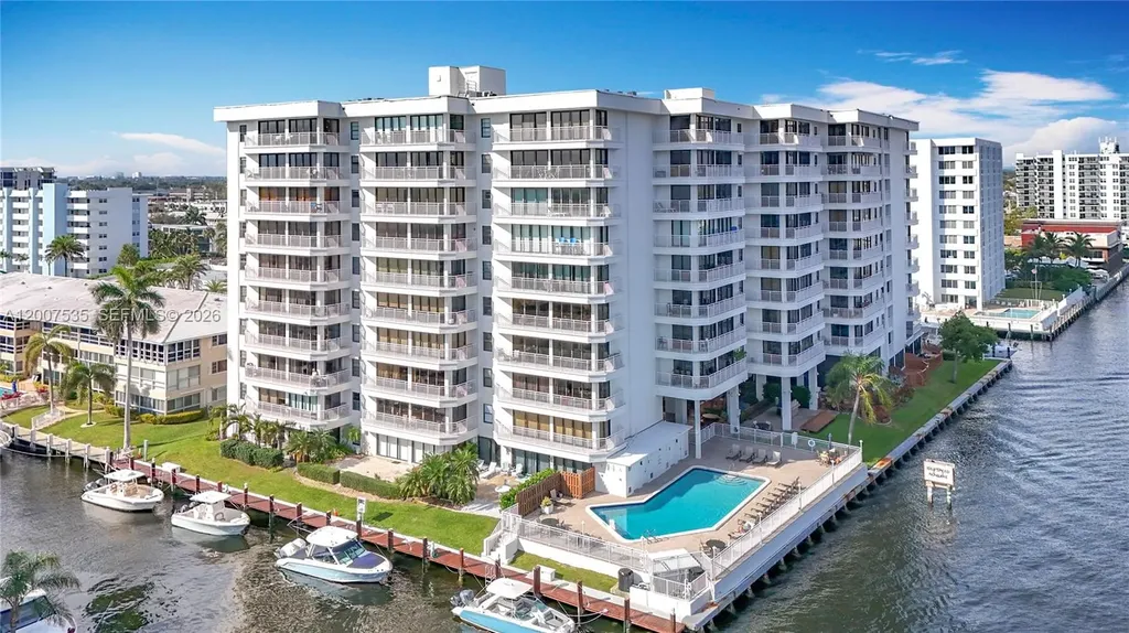 3100 NE 48th Street Fort Lauderdale FL 33308