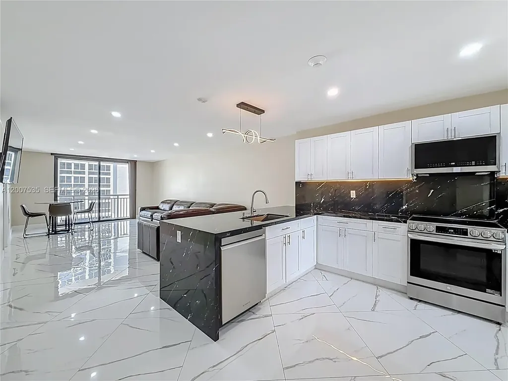 3100 NE 48th Street Fort Lauderdale FL 33308