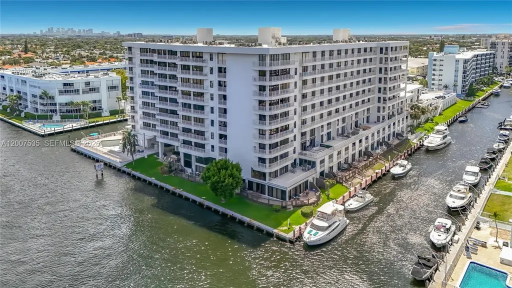 3100 NE 48th Street Fort Lauderdale FL 33308