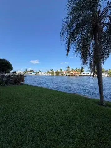 3100 NE 48th Street Fort Lauderdale FL 33308