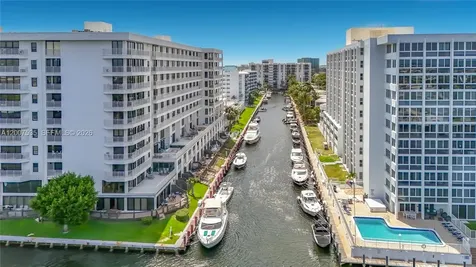 3100 NE 48th Street Fort Lauderdale FL 33308
