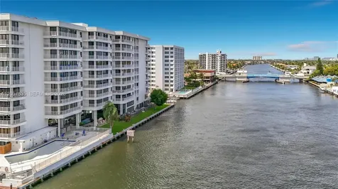 3100 NE 48th Street Fort Lauderdale FL 33308