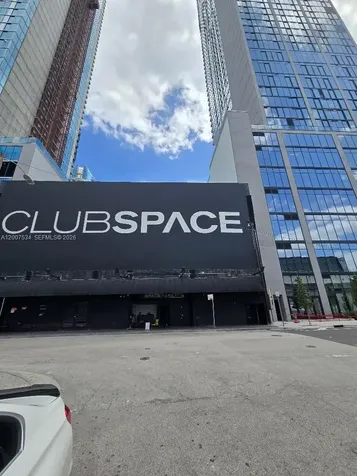 20 NE 11th Street Miami FL 33132