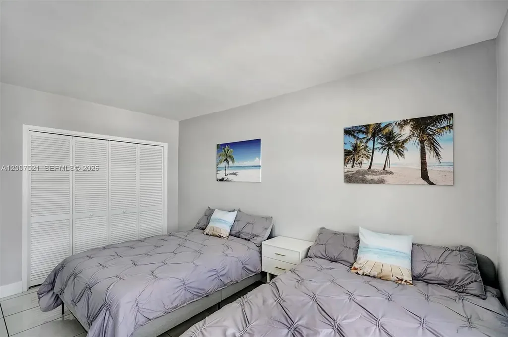 3725 S Ocean Drive Hollywood FL 33019