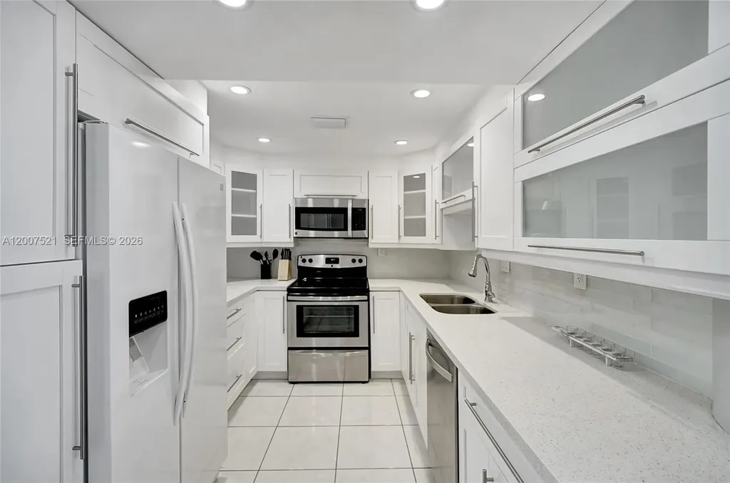 3725 S Ocean Drive Hollywood FL 33019