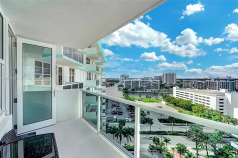 3725 S Ocean Drive Hollywood FL 33019