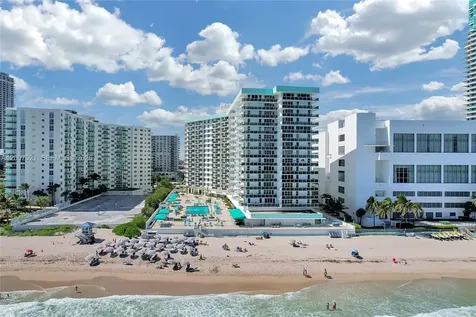 3725 S Ocean Drive Hollywood FL 33019