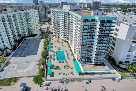 3725 S Ocean Drive Hollywood FL 33019
