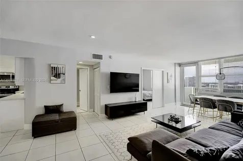 3725 S Ocean Drive Hollywood FL 33019